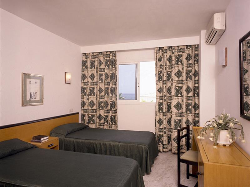 Ses Roquetes Apartment